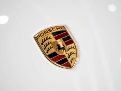 Porsche 911 Carrera Cabriolet 3.0T - ფოტო 9
