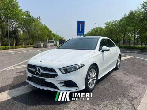 2022 Mercedes-Benz A-Class A 200 L Sport Sedan Fashion Edition