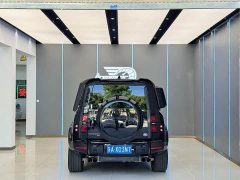 Land Rover Defender 110 3.0T P400 X-DYNAMIC HSE - ფოტო 4