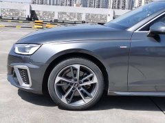 Audi A4L 40 TFSI Fashion Dynamic - ფოტო 3