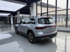 Mercedes-Benz EQB 260 - ფოტო 11