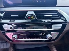 BMW 5 Series 530Li Premier M Sport Package - ფოტო 16