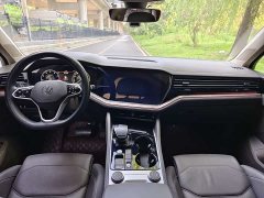 Volkswagen Touareg 2022 2.0TSI Ruishang Edition - ფოტო 13
