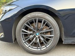 BMW 3 Series 330i M Sport Night Edition Package - ფოტო 5