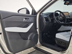 Nissan Qashqai 2023 e-POWER Hybrid Dual Motor AWD Luxury Edition - ფოტო 11
