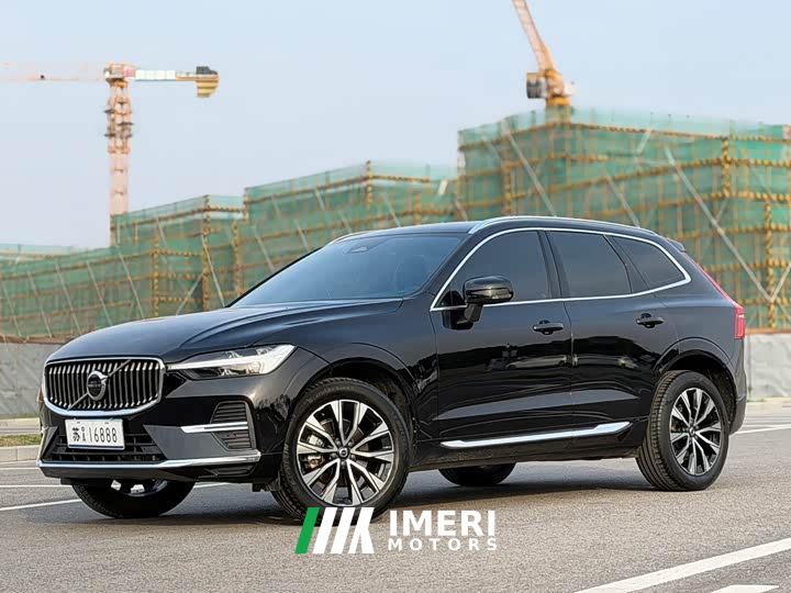 Volvo XC60 B5 AWD Smart Remote Luxury Edition