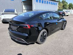 Tesla Model 3 Rear-Wheel Drive - ფოტო 3