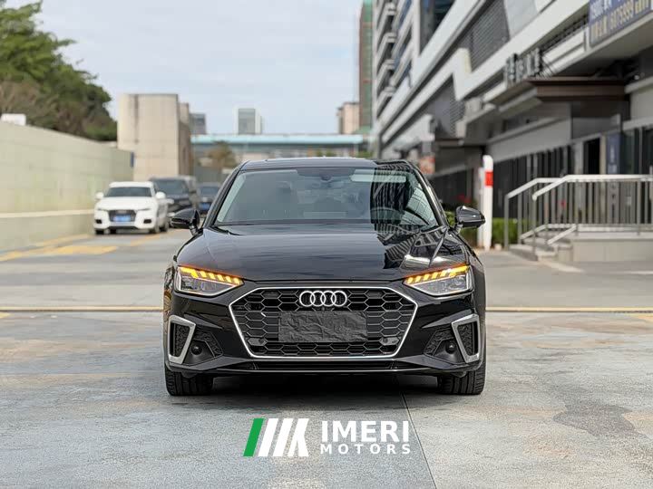 Audi A4L 40 TFSI Fashion Dynamic