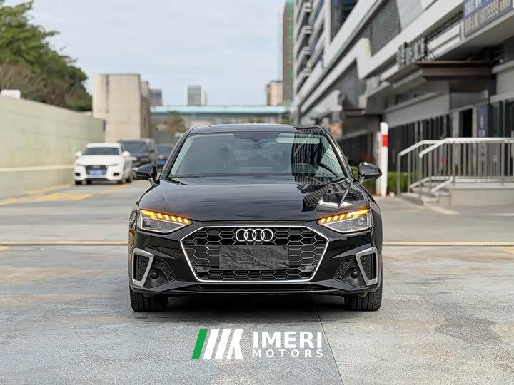 Audi A4L 40 TFSI Fashion Dynamic
