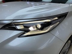 Toyota Sienna 2.5L Hybrid Premium Edition - ფოტო 16