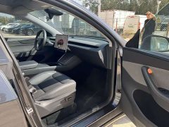 Tesla Model Y Rear-Wheel Drive - ფოტო 4