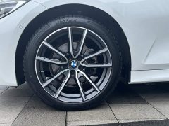 BMW 3 Series 325Li M Sport Package - ფოტო 14