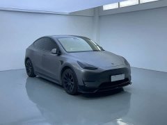Tesla Model Y Standard Range RWD - ფოტო 1