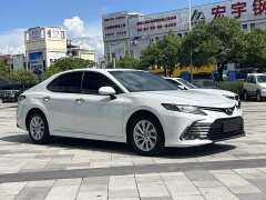 Toyota Camry 2021 2.0G Luxury - ფოტო 3