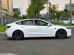 Tesla Model 3 Rear-Wheel Drive - ფოტო 4