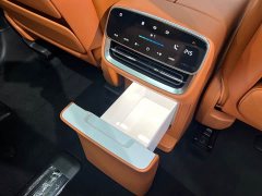 AITO M8 Extended Range Ultra 53.4kWh 6-Seater with 192-Channel LiDAR - ფოტო 11