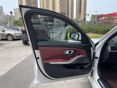 BMW 3 Series 325Li M Sport Package - ფოტო 11