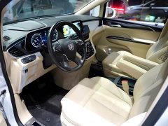 Buick GL8 ES Luxe Enjoyment Edition - ფოტო 7