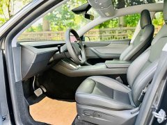 Tesla Model Y Rear-Wheel Drive - ფოტო 11