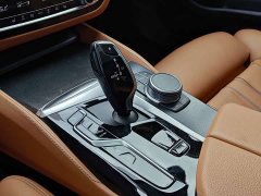 BMW 5 Series (Imported) Facelift 530i Elegance M Sport Package - ფოტო 13