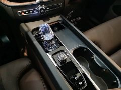 Volvo XC60 Plug-in Hybrid 2025 Extended Range AWD Smart Luxury Edition - ფოტო 10