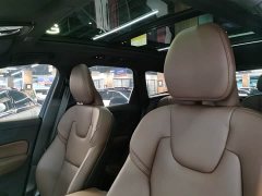 Volvo XC60 Plug-in Hybrid 2025 Extended Range AWD Smart Luxury Edition - ფოტო 13