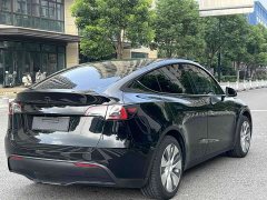 Tesla Model Y 2022 Facelift Rear-Wheel Drive - ფოტო 12