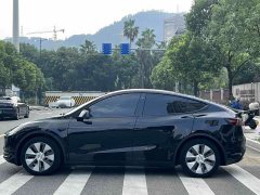 Tesla Model Y 2022 Facelift Rear-Wheel Drive - ფოტო 4