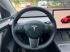 Tesla Model Y Rear-Wheel Drive - ფოტო 8