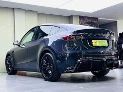 Tesla Model Y Rear-Wheel Drive - ფოტო 6