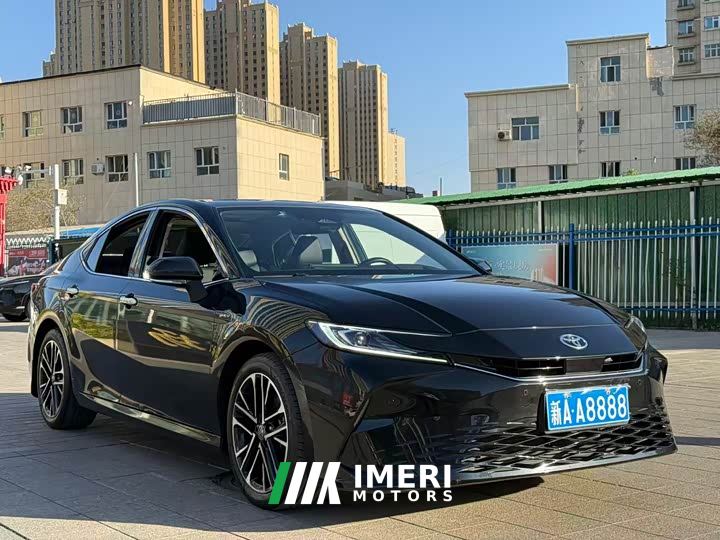 Toyota Camry Hybrid 2.5HG Premium Edition