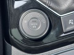Volkswagen Taos 380TSI AWD R-Line High Performance Edition - фото 11