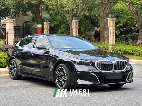 2025 BMW 5 Series 530Li Premier M Sport Package