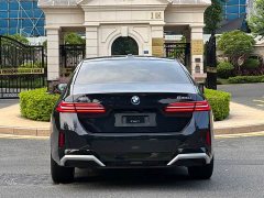 BMW 5 Series 530Li Premier M Sport Package - ფოტო 8