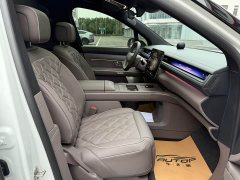 NIO ES8 2026 Six-Seat Executive Signature Edition - ფოტო 11