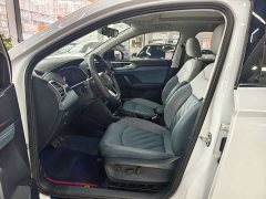 Volkswagen Touareg 300TSI FWD Full Moon Edition - ფოტო 10