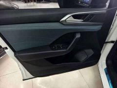 Volkswagen Touareg 300TSI FWD Full Moon Edition - ფოტო 11