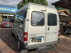 JMC 2.8T Space King Standard Short Wheelbase Medium-High Roof 6-Seat Diesel China VI JX493 - photo 9