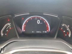 Honda Civic 2021 Hatchback 220 Turbo CVT Trendy Control - ფოტო 16