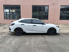 Honda Civic 2021 Hatchback 220 Turbo CVT Trendy Control - ფოტო 4