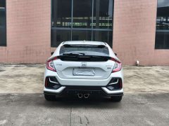 Honda Civic 2021 Hatchback 220 Turbo CVT Trendy Control - ფოტო 7