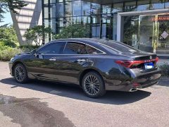 Toyota Avalon 2.0L XLE Premium Edition - ფოტო 7