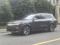 Li Auto L8 Pro - ფოტო 1