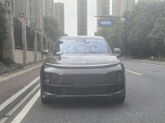 Li Auto L8 Pro - ფოტო 2