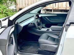 Tesla Model Y Rear-Wheel Drive - ფოტო 4