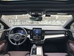 Volvo S90 B5 Intelligent Remote Luxury Edition - ფოტო 11