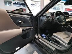 Lexus ES 260 Excellence Edition - ფოტო 5