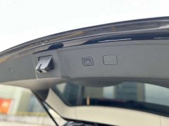 FAW HS7 2.0T DCT2WD Edition - ფოტო 10