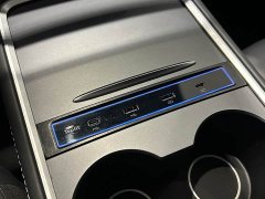 Tesla Model Y Standard Range RWD - ფოტო 12