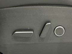 Tesla Model Y Standard Range RWD - ფოტო 6
